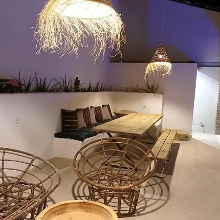 Maison Avec Piscine A Вилла *