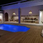 Villa Maison Avec Piscine A