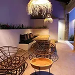 Maison Avec Piscine A Villa Valencia