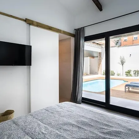 Maison Avec Piscine à *